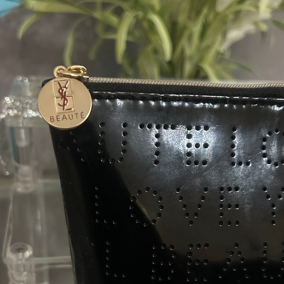 YVES SAINT LAURENT Beauté Black Cosmetic Pouch - Picture 2 of 9